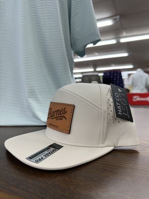 Signature Performance 7 Panel Hat - Cream