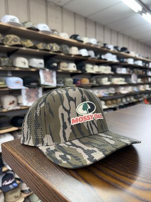 Mossy Oak Bottomland Performance Trucker