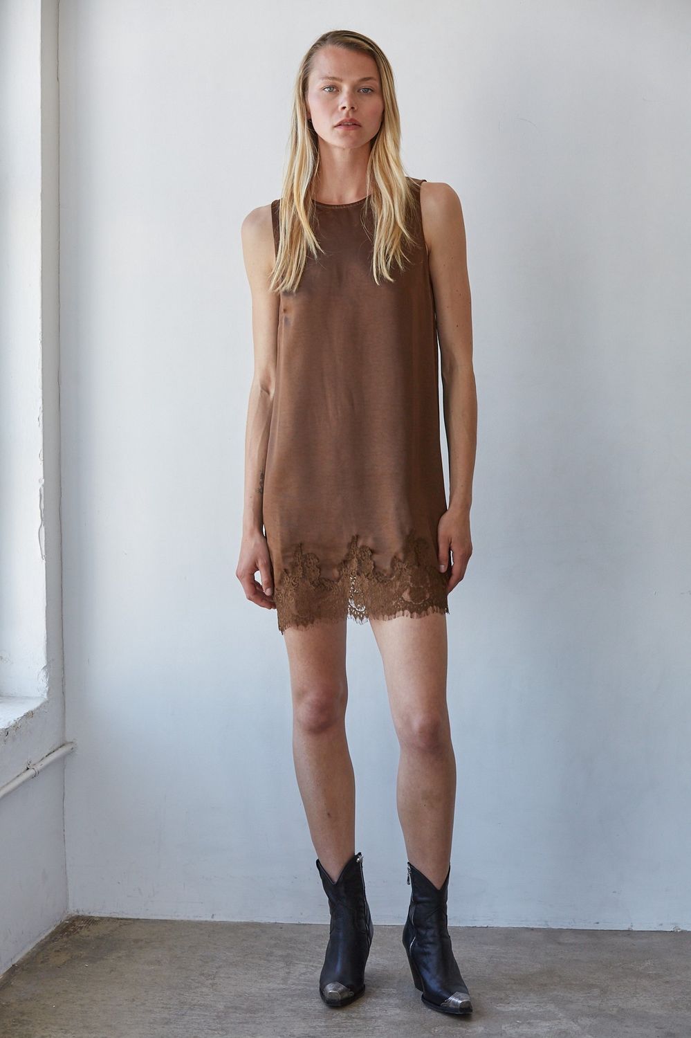 Maisy Lace Detail Mini Dress - Brown