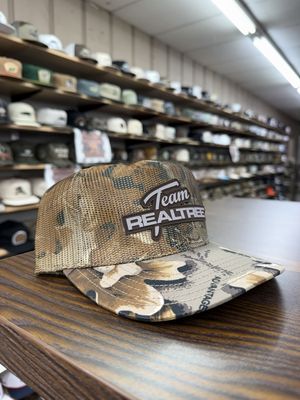 Team Realtree Advantage Camo Mesh Hat