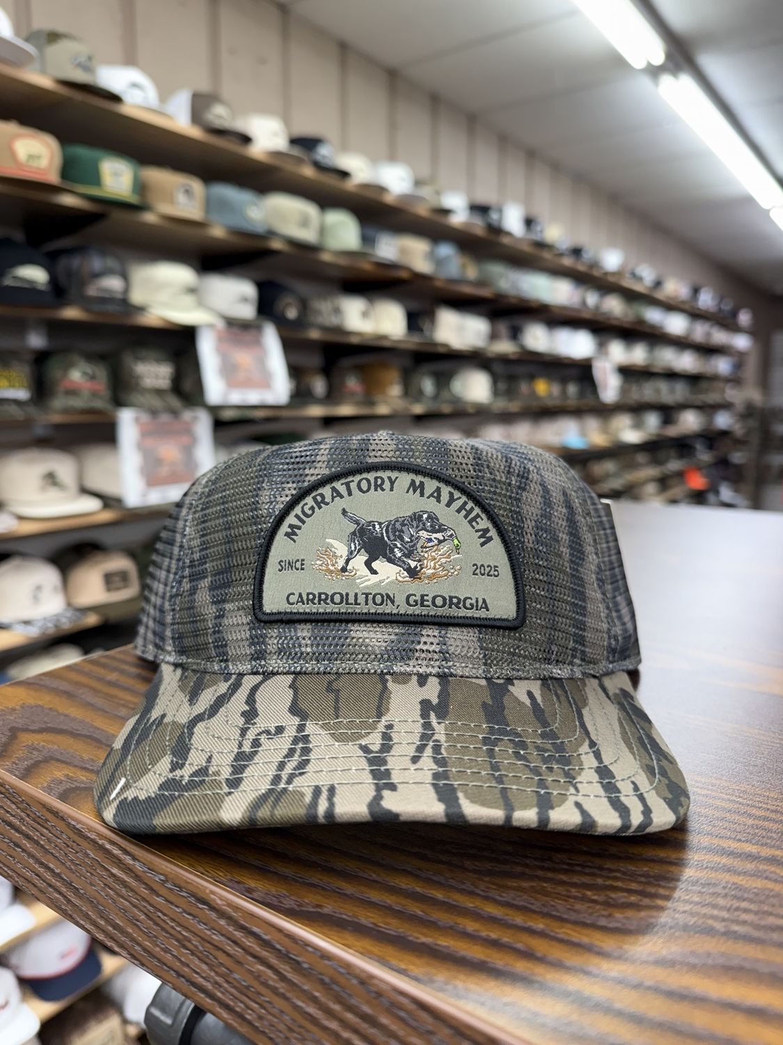 Black Lab &amp; Mallard Patch All Mesh Hat - Mossy Oak Bottomland
