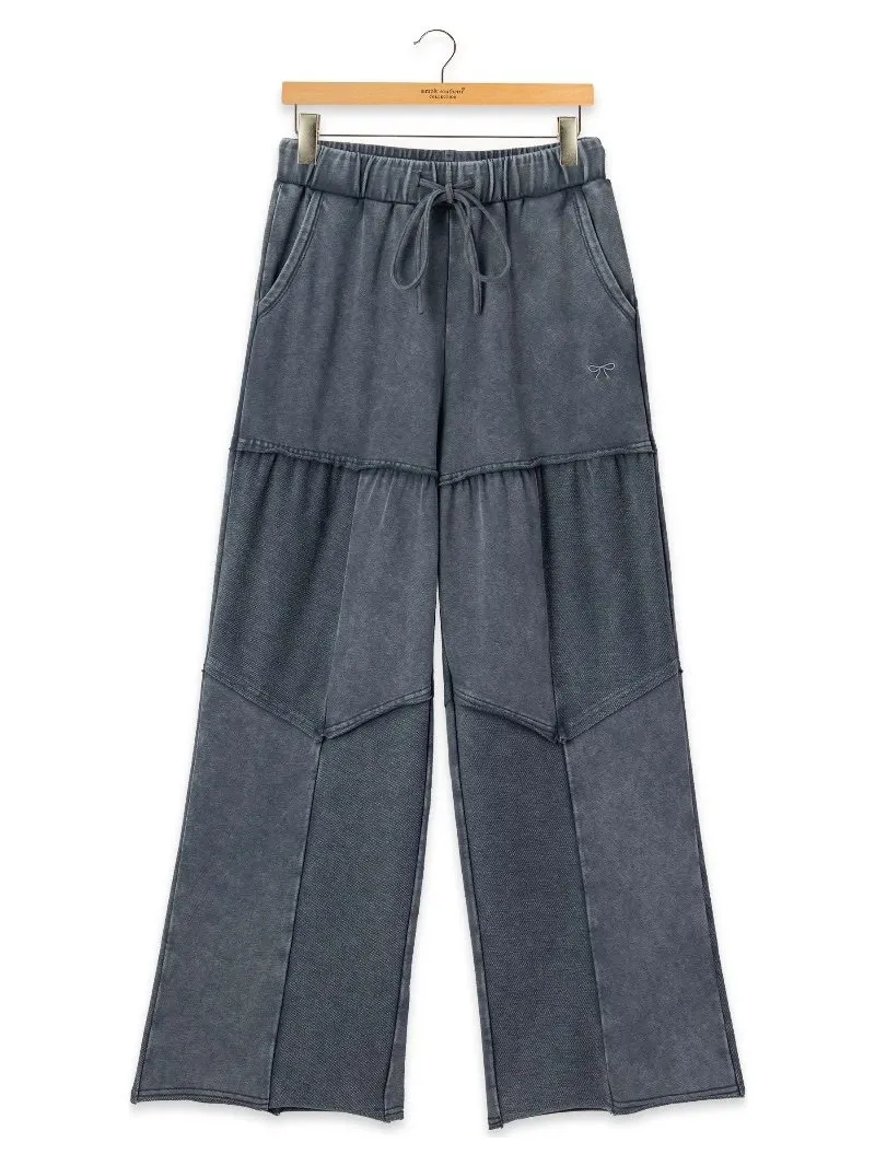 The Mineral Wash Wide Leg Pant - Black