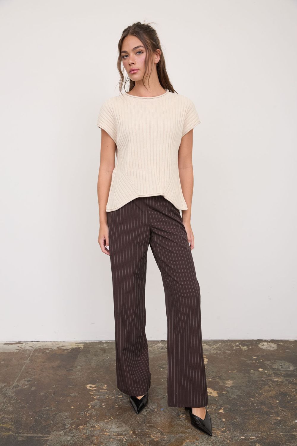 Rolled Trim Ribbed Short Sleeve Sweater - Light Khaki