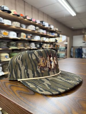 Feeding Time Rope Hat - Bottomland