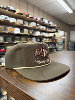 Feeding Time Rope Hat - Brown