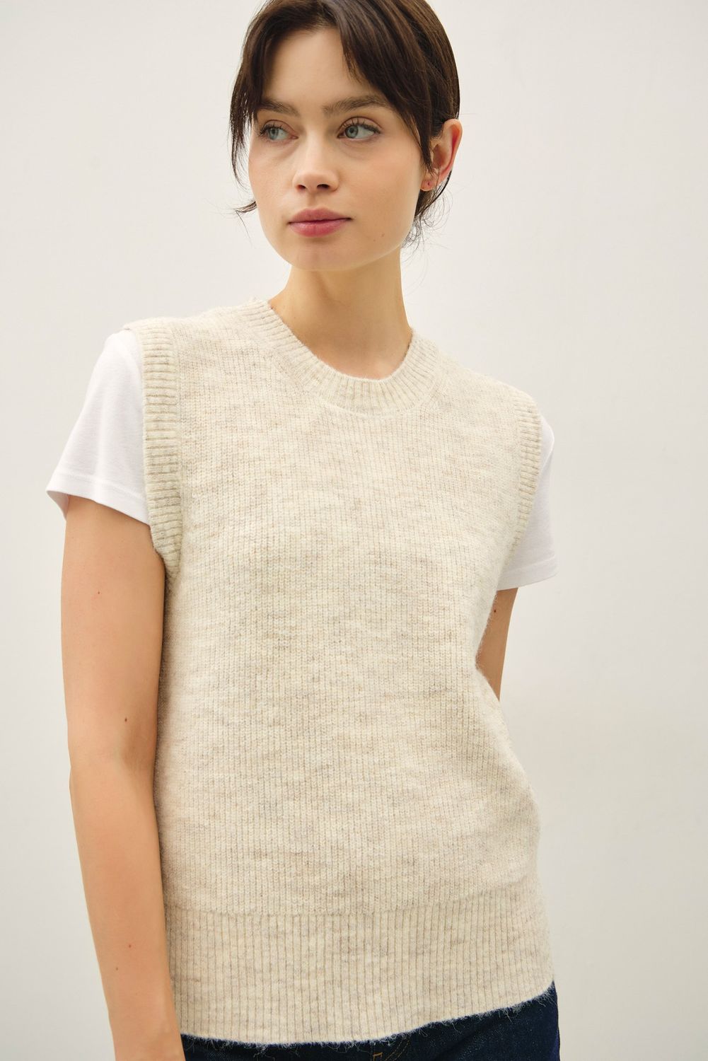 The Classic Comfort Sweater Vest - Oatmeal