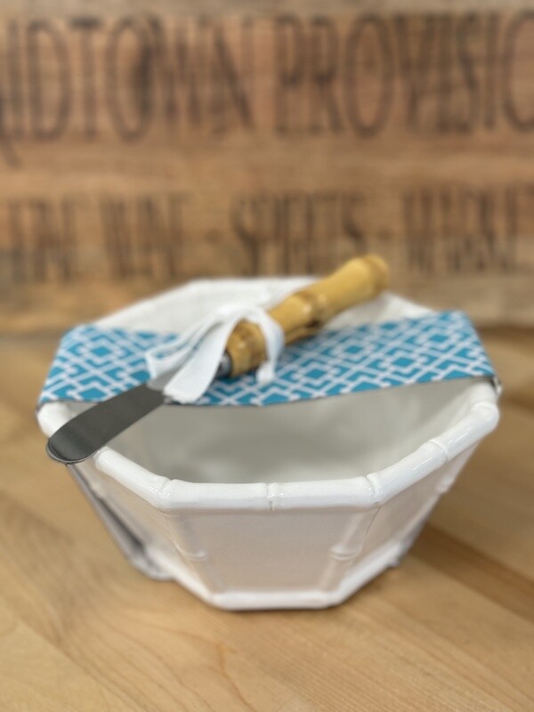 Serving Bowl with Spreader