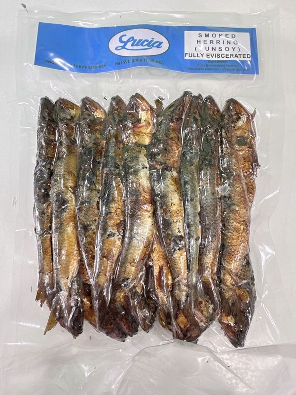 Lucia Smoked Herring (Tunsoy) W/ Head 7.05 oz