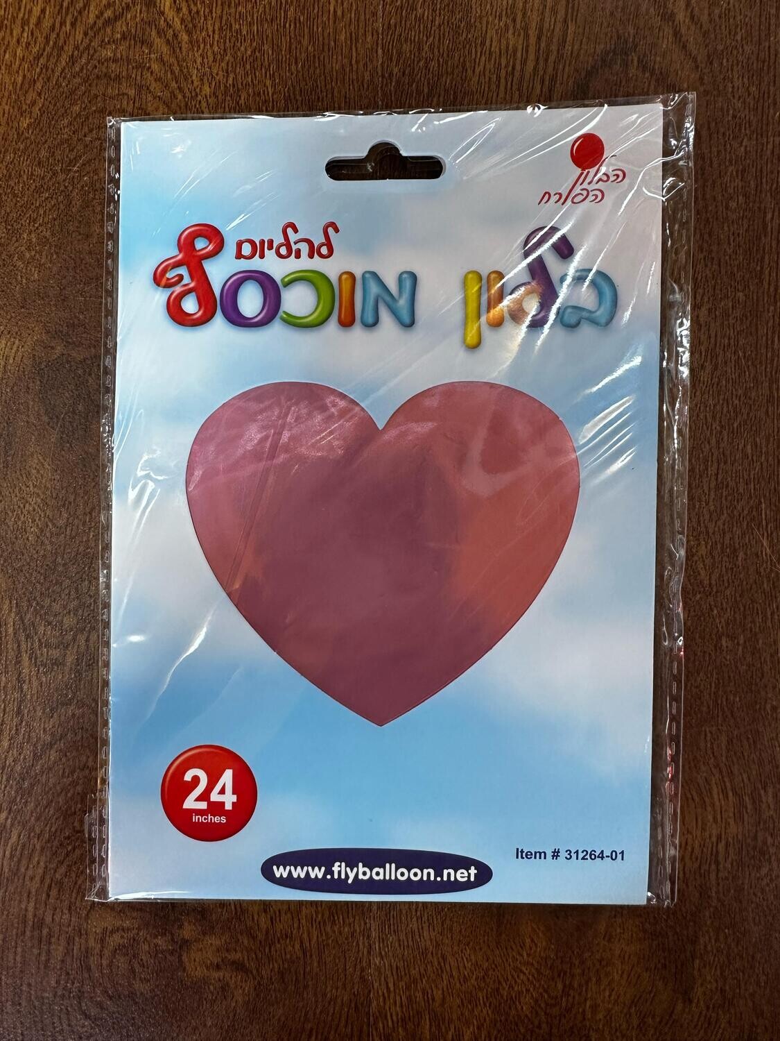 בלון לב אדום
