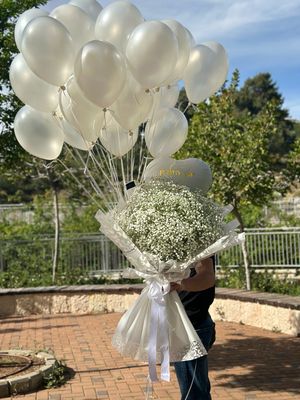 זר יום הולדת בלבן