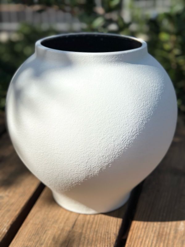 כד רומי לבן