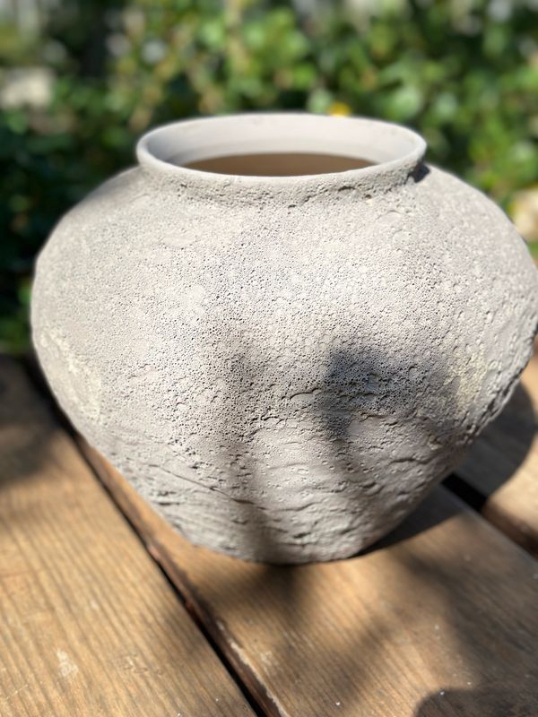 כד אפור מחוספס