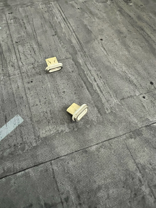 2x Magnet Micro USB Adapter