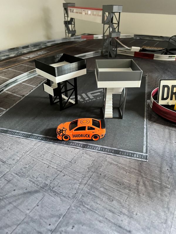 Mini Streckenposten Aussichtsturm Turm für 1:43 Dr!ft Carrera Siku