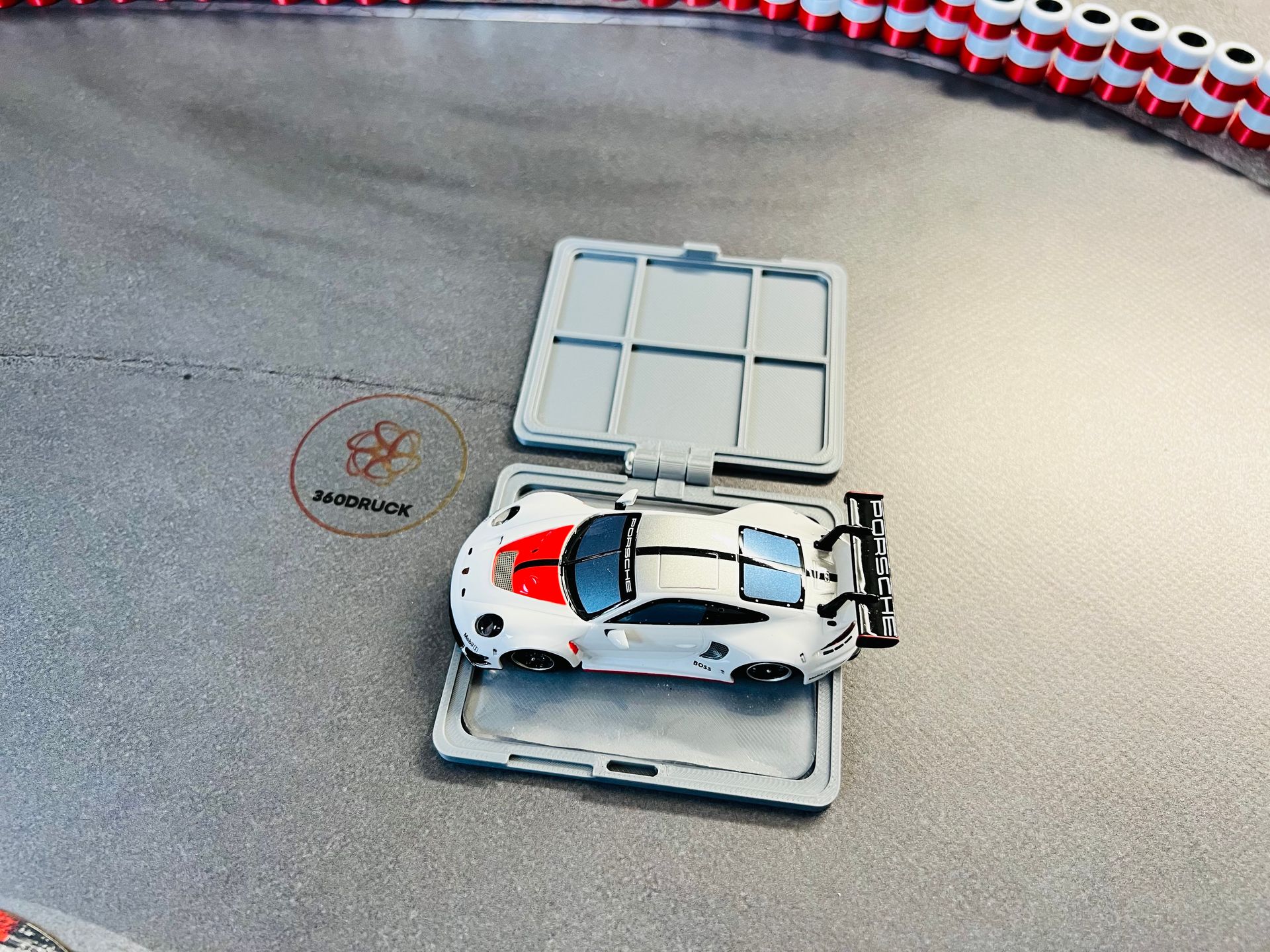 Zubehör HYClean Reifenreiniger kompatibel mit Carrera Hybrid 1:50