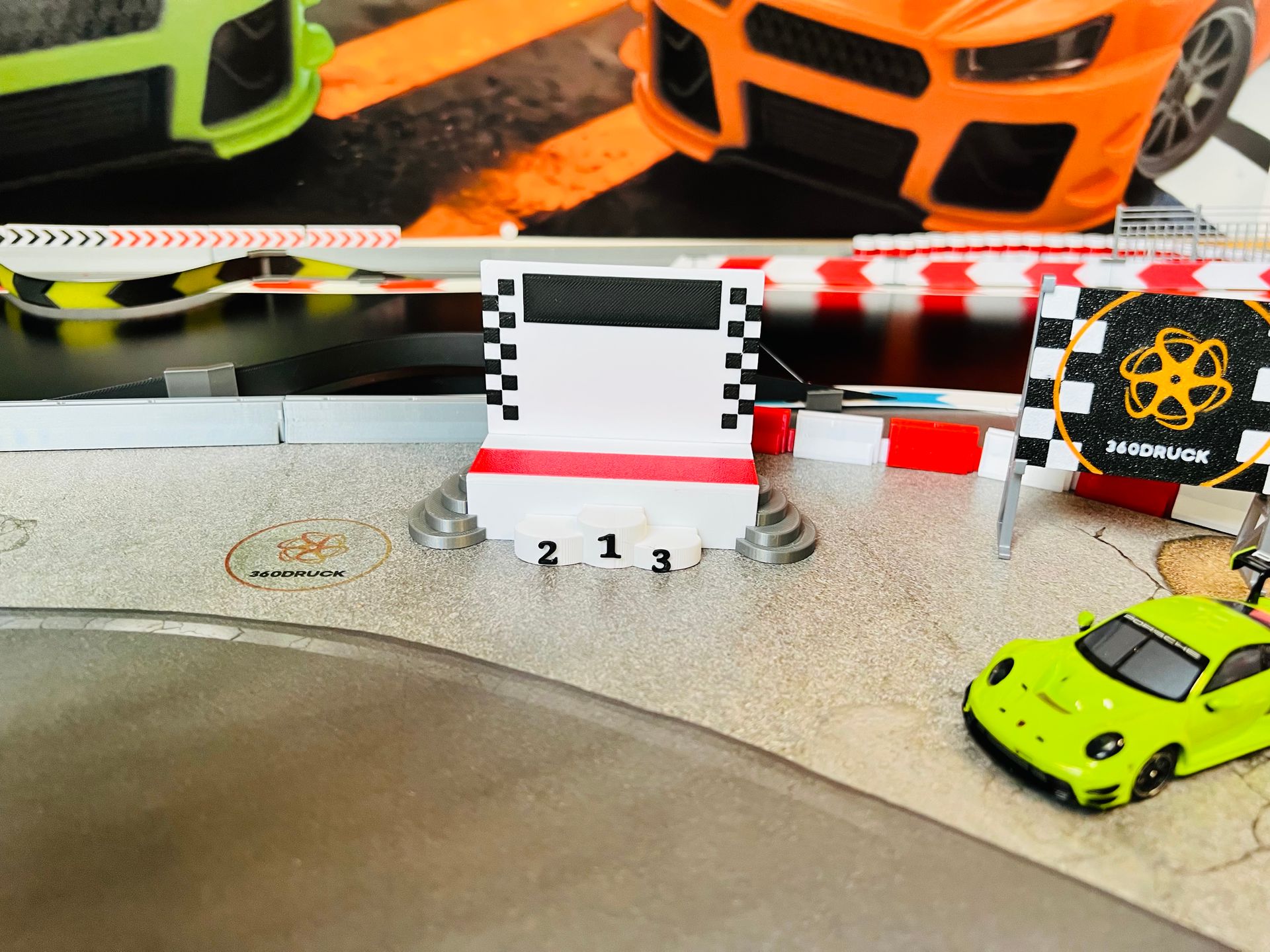 Zubehör Podium Siegerehrung Monaco kompatibel mit Carrera Hybrid 1:50