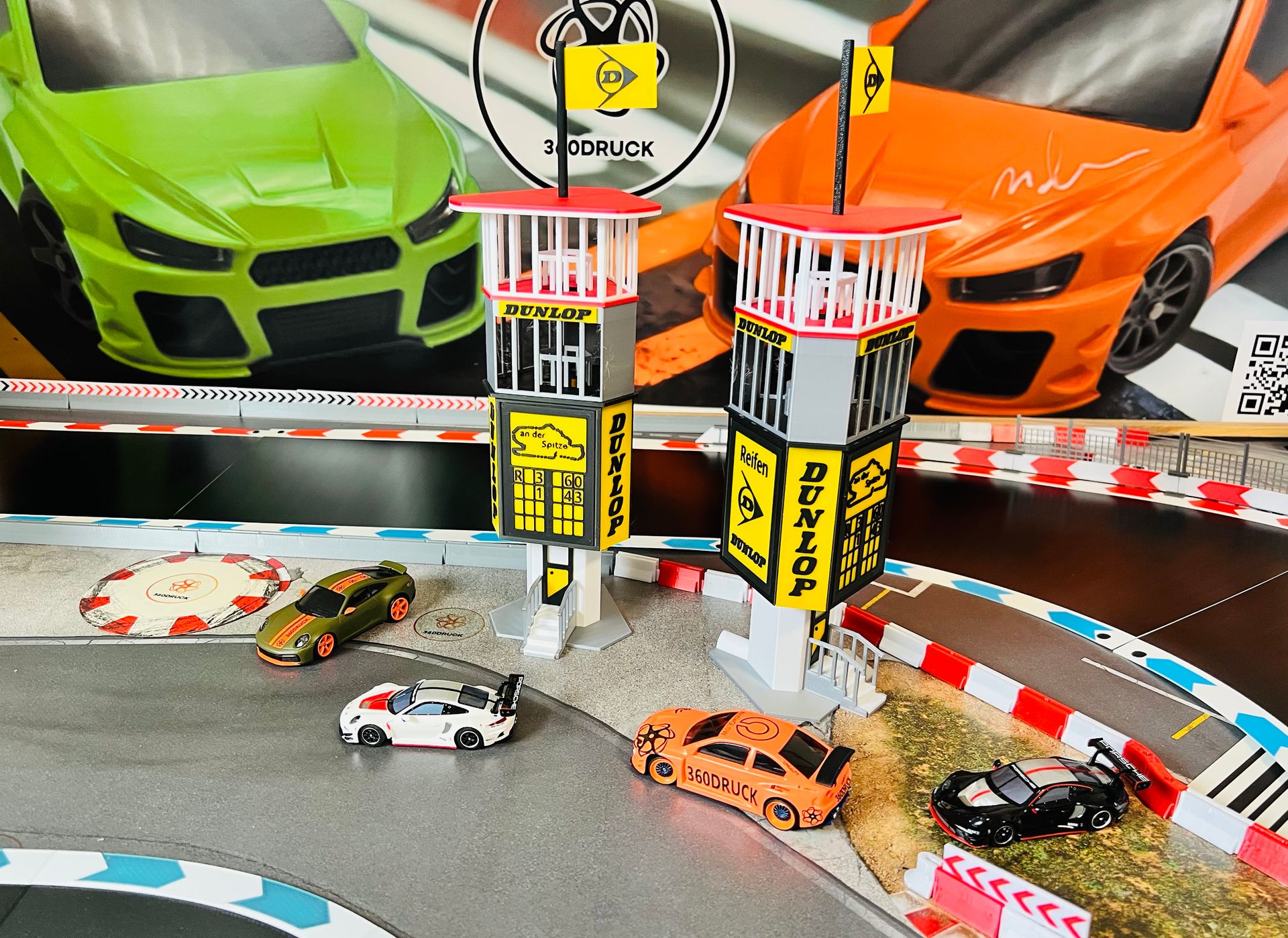 Zubehör Dunlop Turm Nürburgring kompatibel mit Drift Dr!ft Sturmkind 1:43