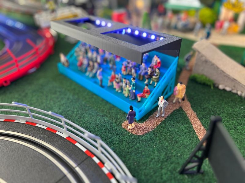 Mini Tribüne Slim 1:43