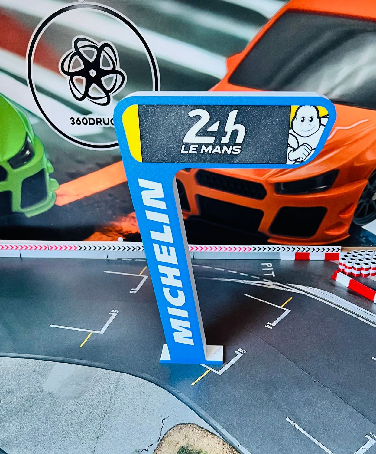 Turm Michelin Le Mans für 1:32 1:24