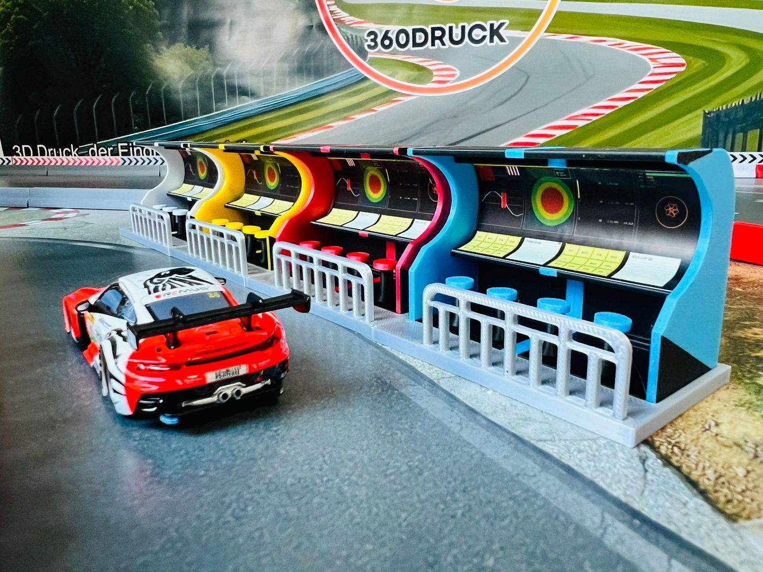 Boxenmauer 1:50