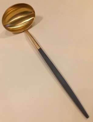 GOA Saucenkelle • Edelstahl Gold • Griff grau von Cutipol GOA Saucenkelle • Edelstahl Gold • Griff grau von Cutipol