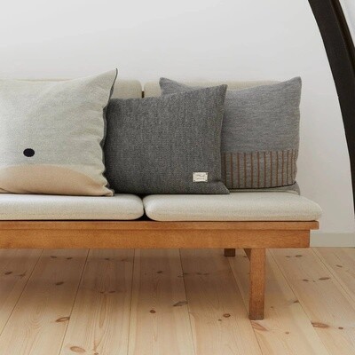 100% Alpaka Wollkissen im nordischen Design 100% Alpaka Wollkissen im nordischen Design