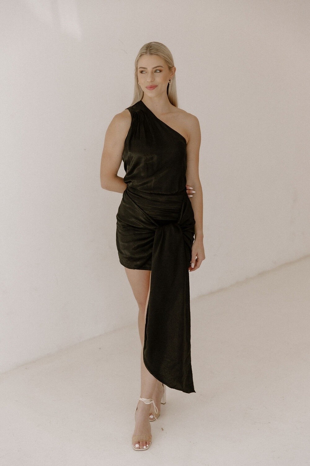 Claire Dress Black