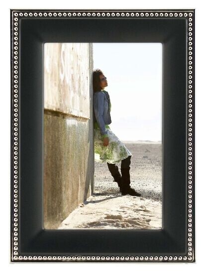 2-Tone Bead Black Frame 5x7