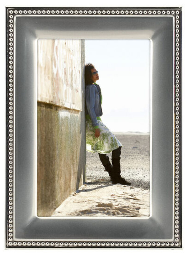 2-Tone Bead-Silver Frame 5x7