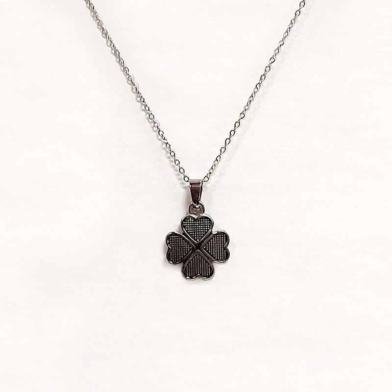 Clover Necklace