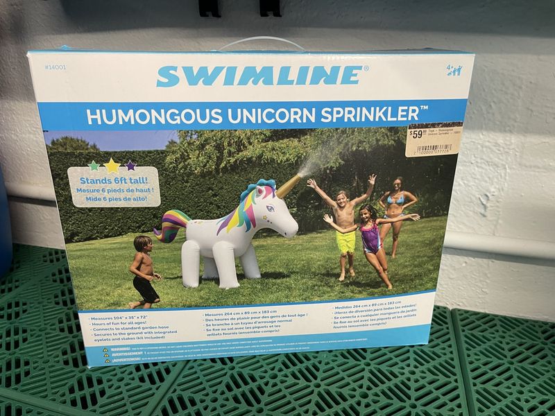 Toys - Humongous Unicorn Sprinkler - 14001