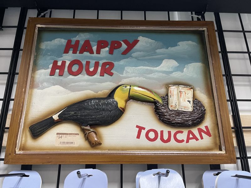 HAPPY HOUR TOUCAN 1941