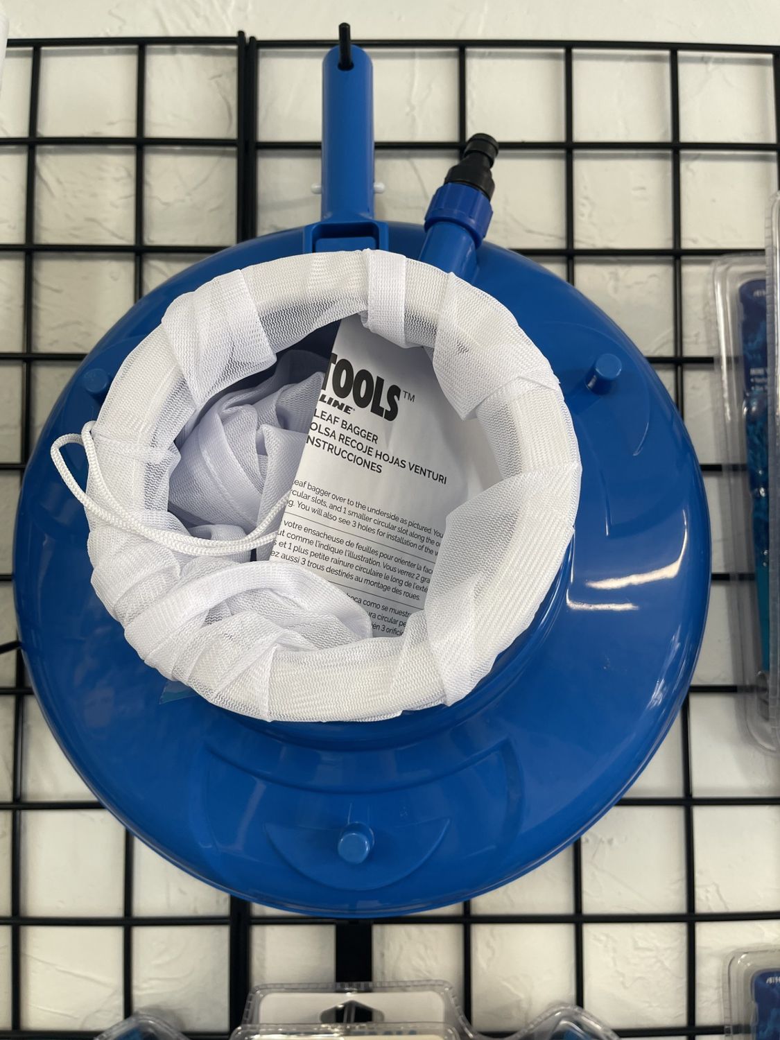 Tools - Manual Vac - Leaf Bagger - 8170