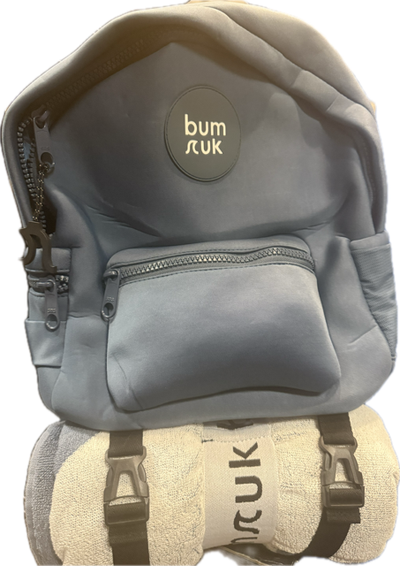 BumRuk chair and backpack