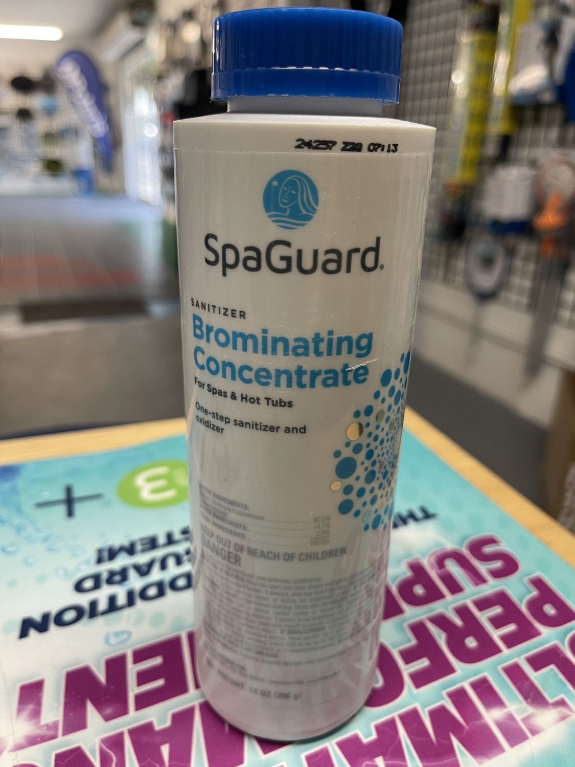 Sanitizer - SpaGuard - Brominating Concentrate - 14oz 42602 Sanitizer - SpaGuard - Brominating Concentrate - 14oz 42602