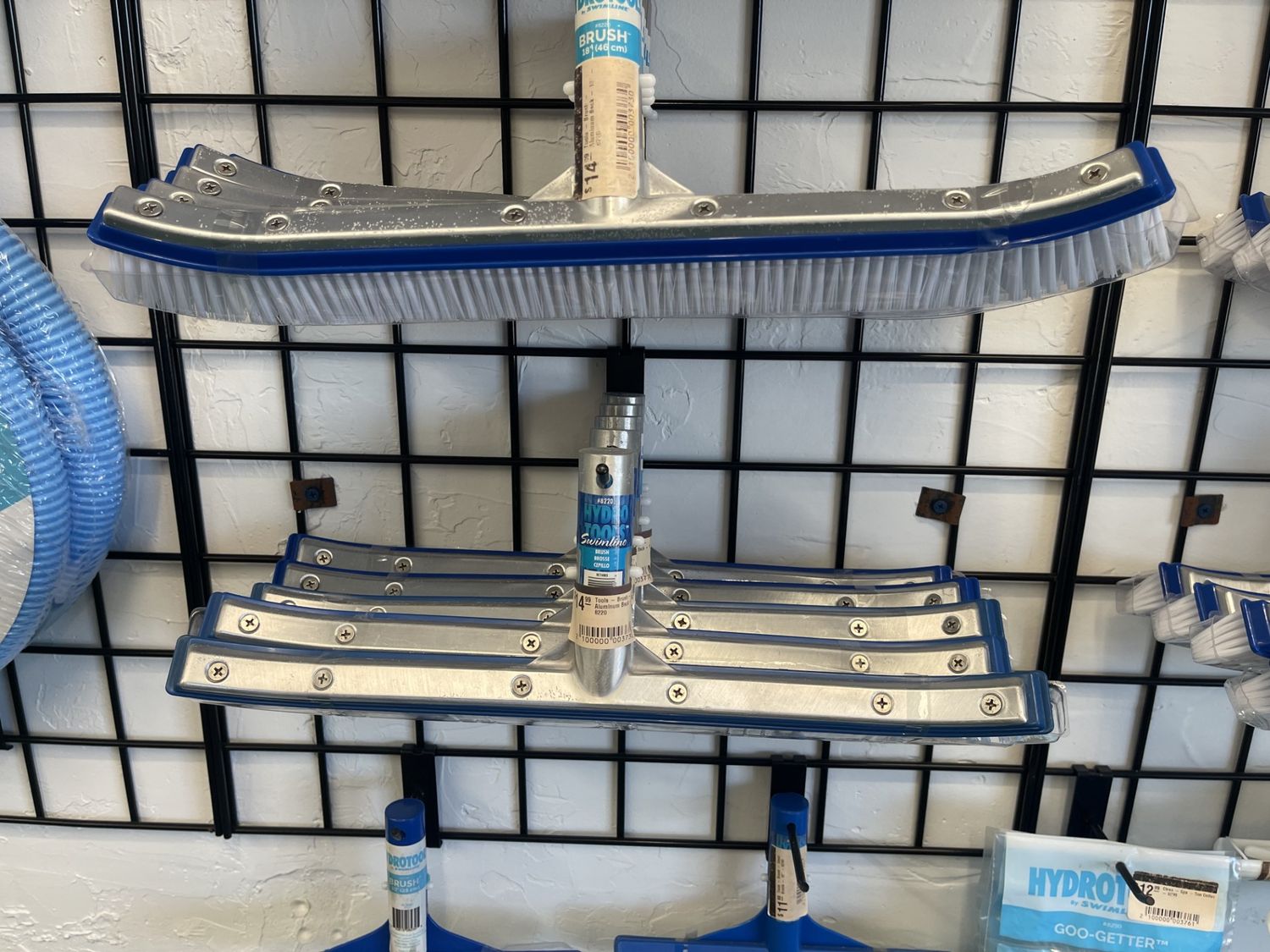 Tools - Brush - Aluminum Back - 18 Tools - Brush - Aluminum Back - 18" - 8220