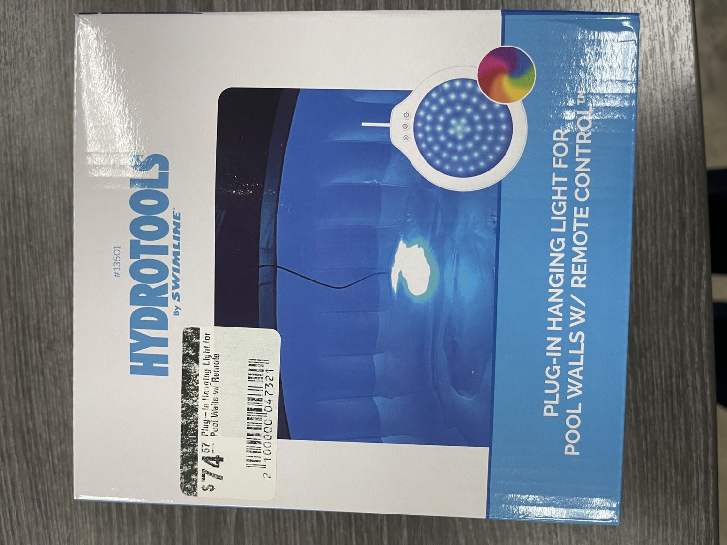 Plug-in Hanging Light for Pool Walls w/ Remote