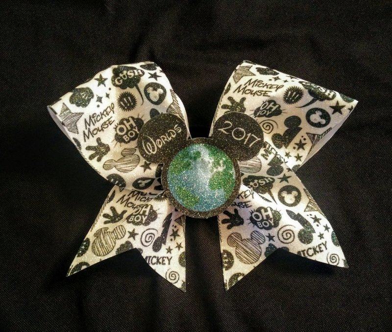 Mickey Comic 2017 Glitter Bow
