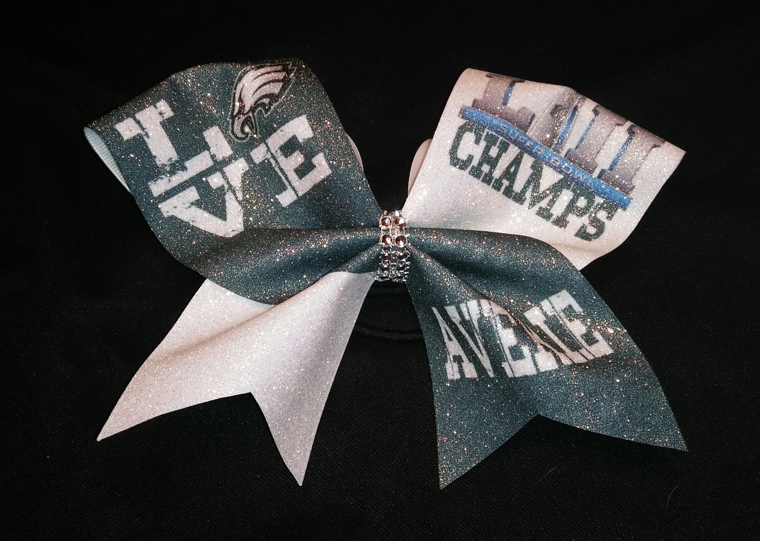 Philadelphia Eagles LOVE Superbowl Champs PERSONALIZED Glitter Bow