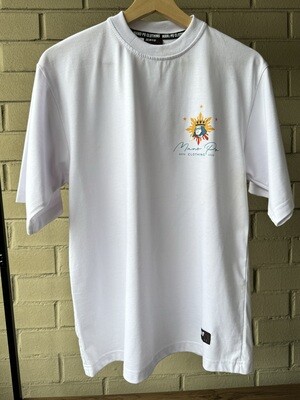 Chill like a King in WHITE