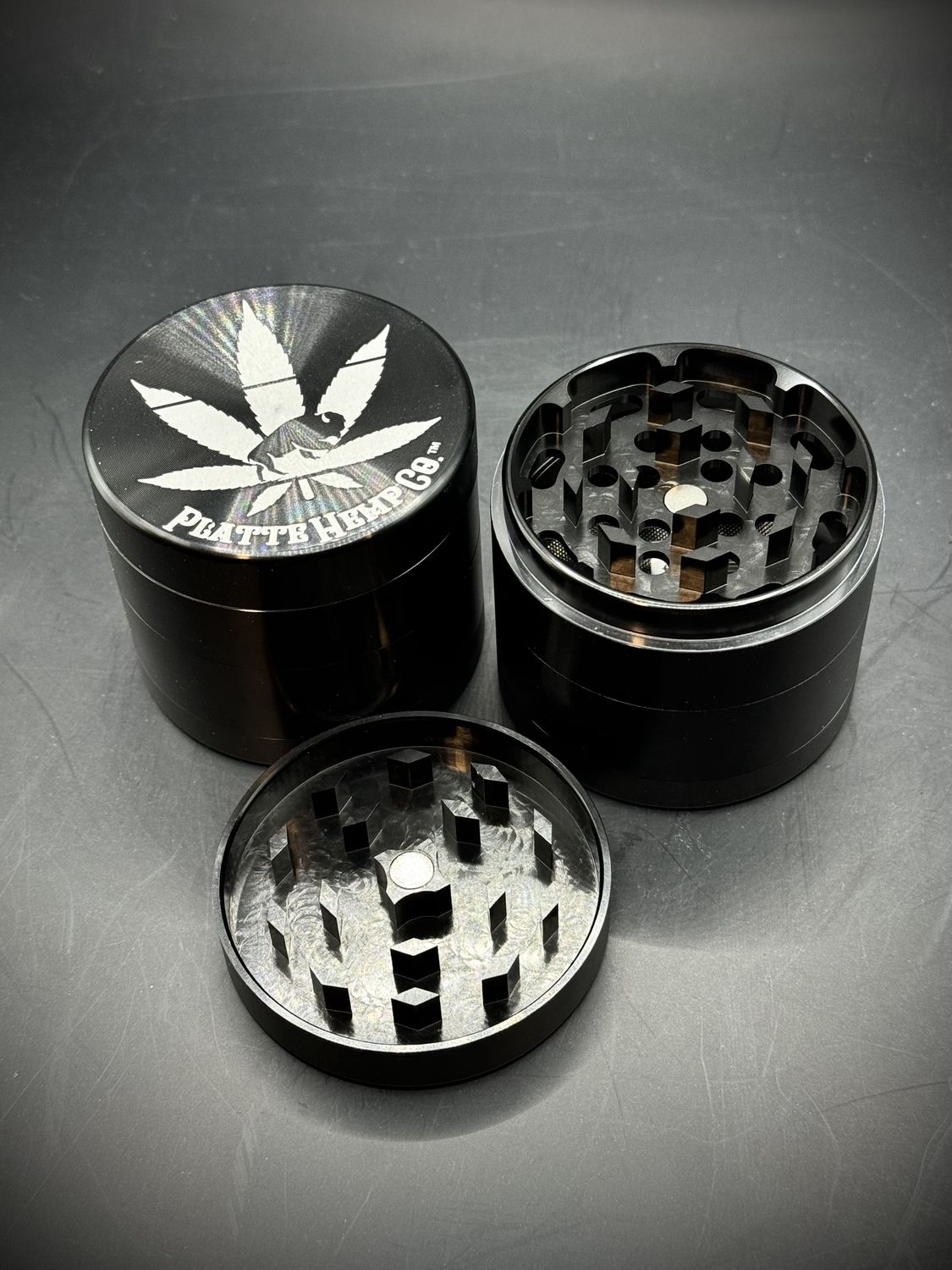 PH Buffalo Leaf Logo Grinder