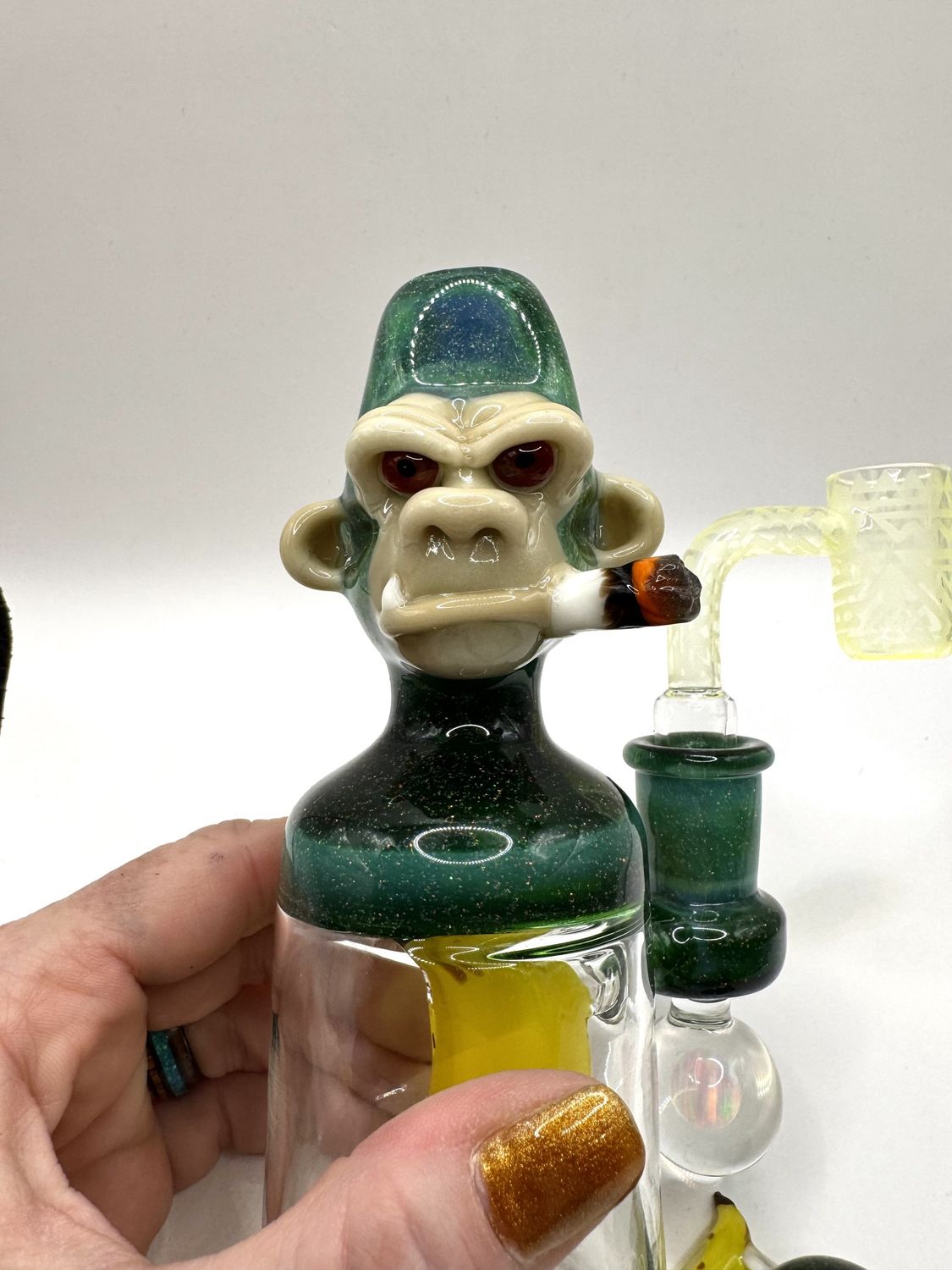 Smokin Chimp Green Crushed Opal w/ Pendant, Banana Terp Pearl, Matching Carb Cap