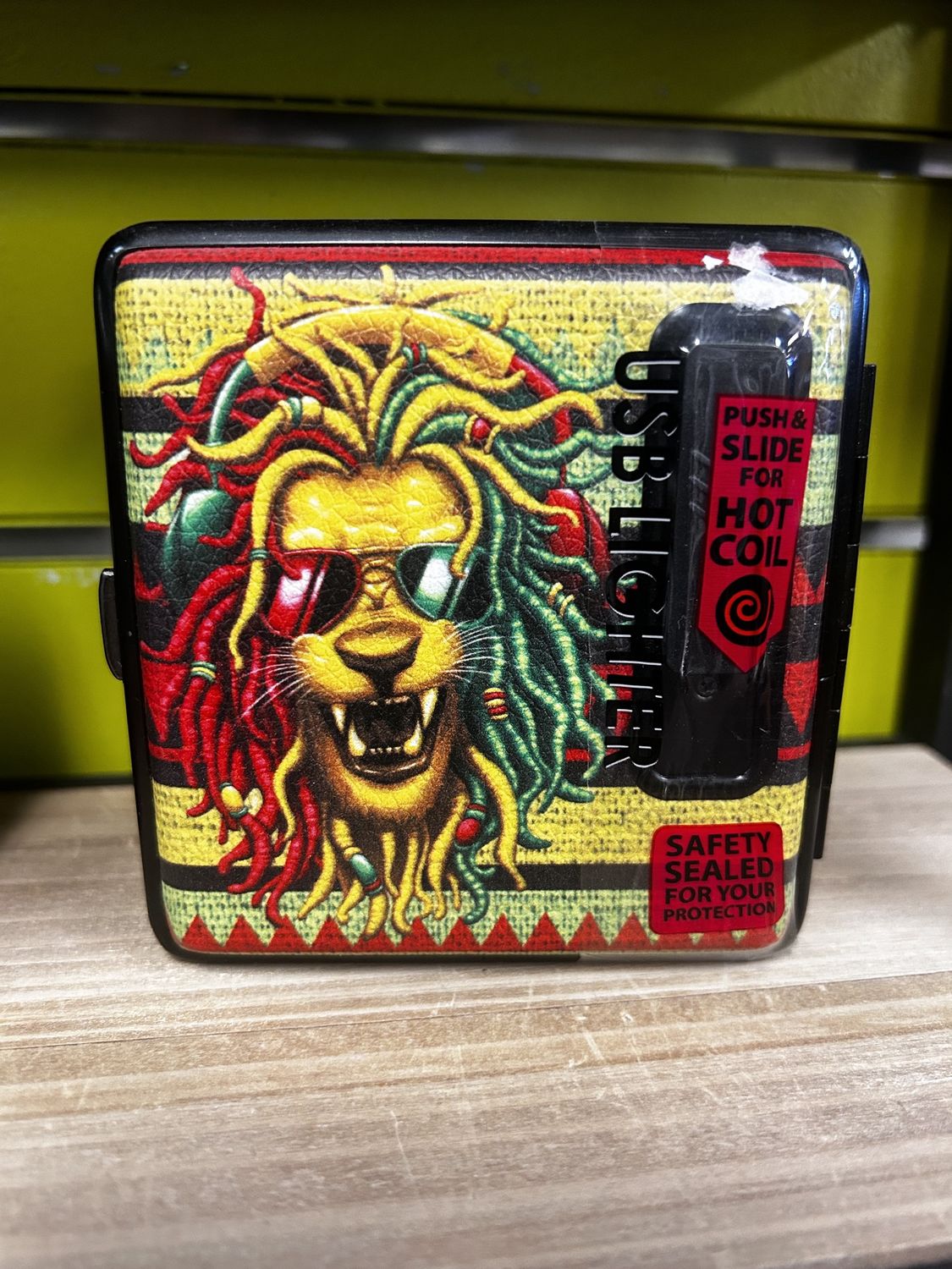 Cigarette Case with USB Lighter