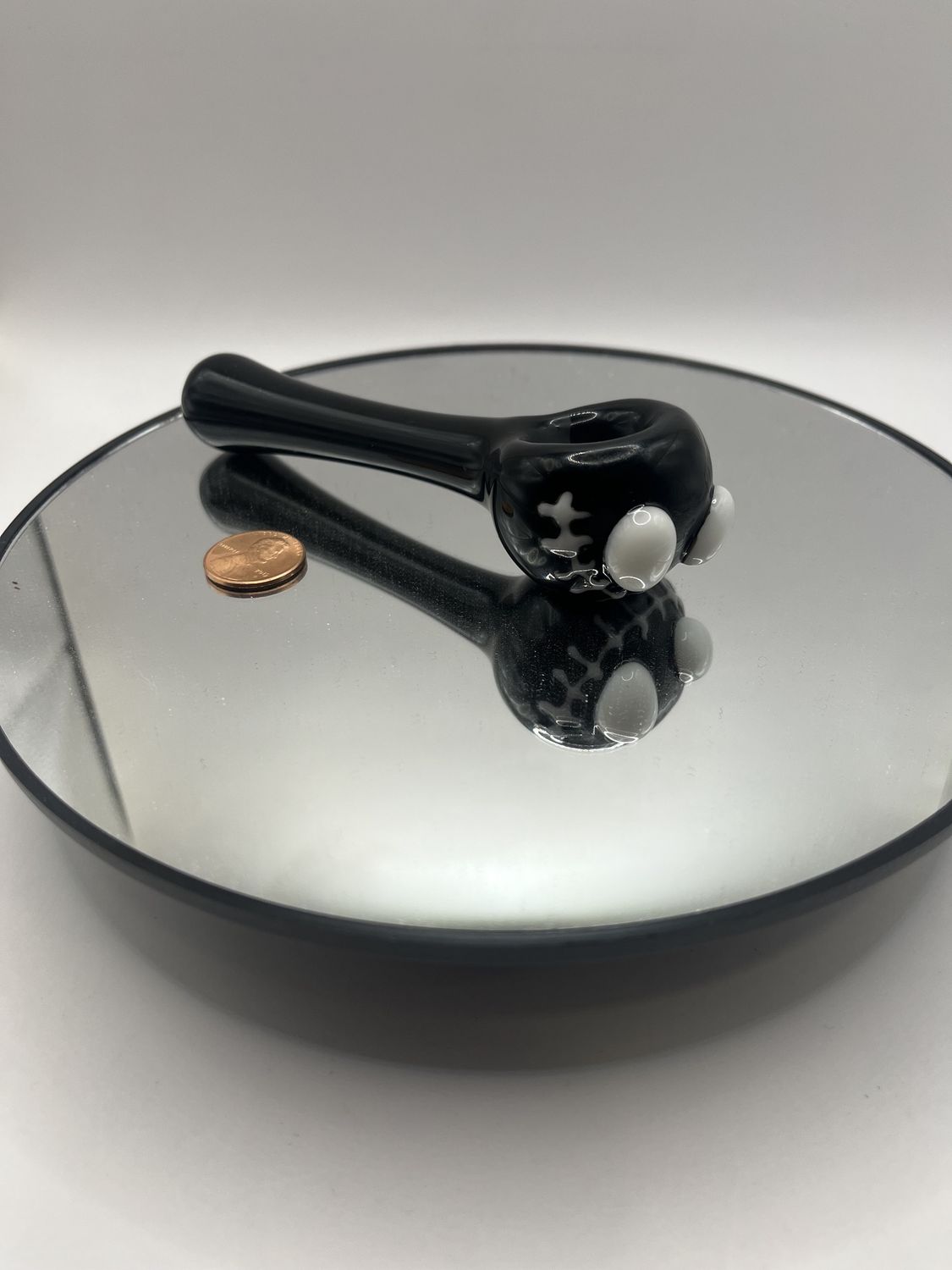 PHGS / Alicia Watt / Handpipe, Design: Jack Skellington