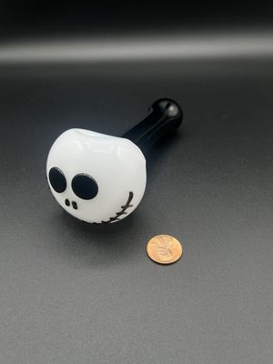 The Crush Jack Skellington Hand Pipe