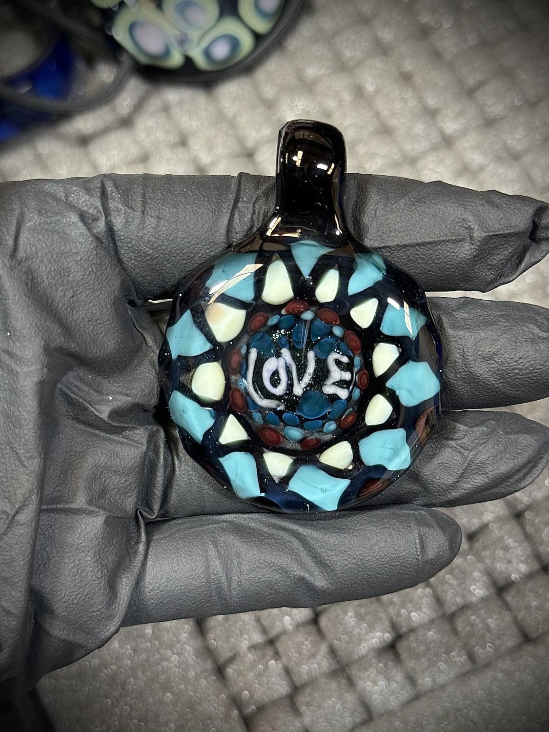 Soulshine Pendants, Style: Love
