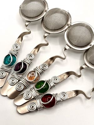 Tea Ball Mesh w Cup Rest Handle