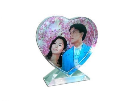Bloc cristal forme Coeur 10×10 cm Les tarifs entre 25.90 a 18.13€