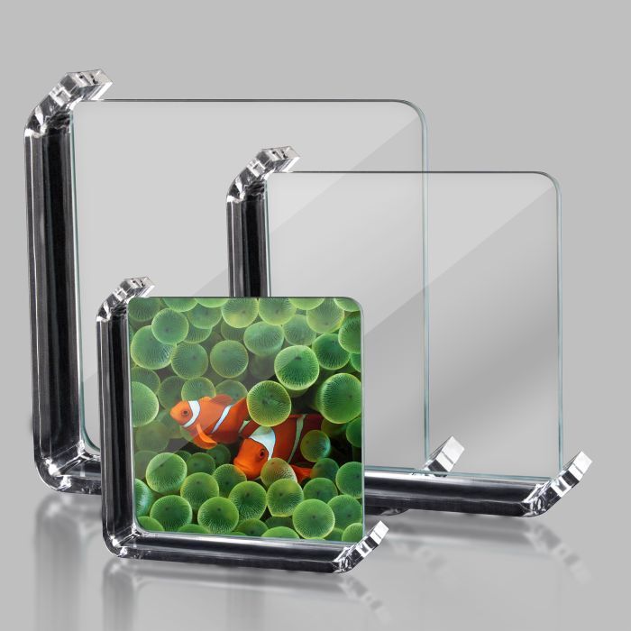 Cadre photo en verre avec support acrylique transparent brillant 14.5*14.5cm  Les tarifs entre  27.00 € à  18.90 €