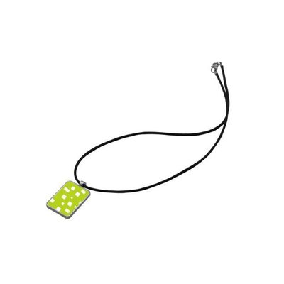 colliers avec pendentif rectangle  prix entre 20.00€ à 14.00€